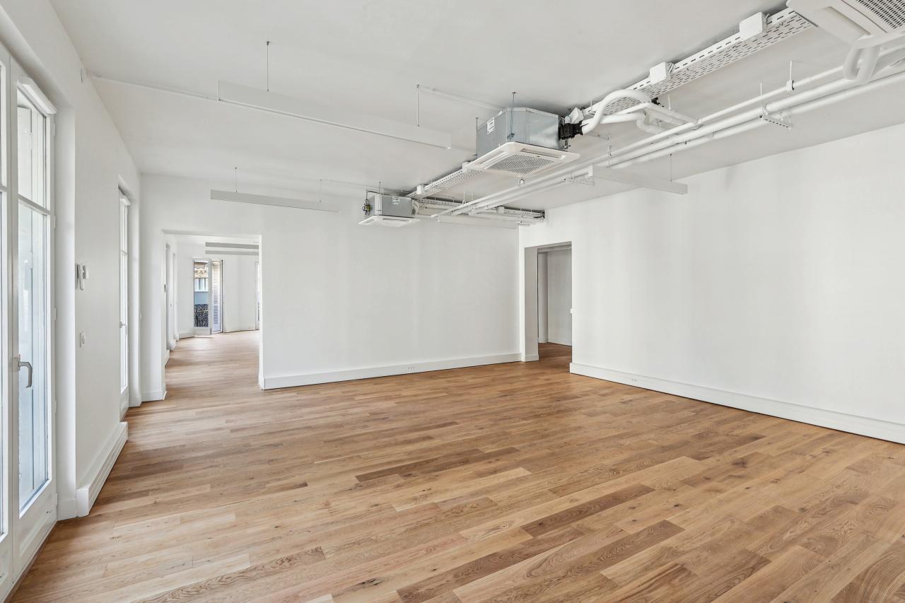 Bureau Paris 350m² Location bureau Paris OLBUR2315889 28